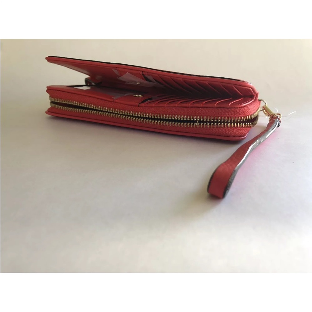 Kate Spade Wallet - Picture 3 of 5